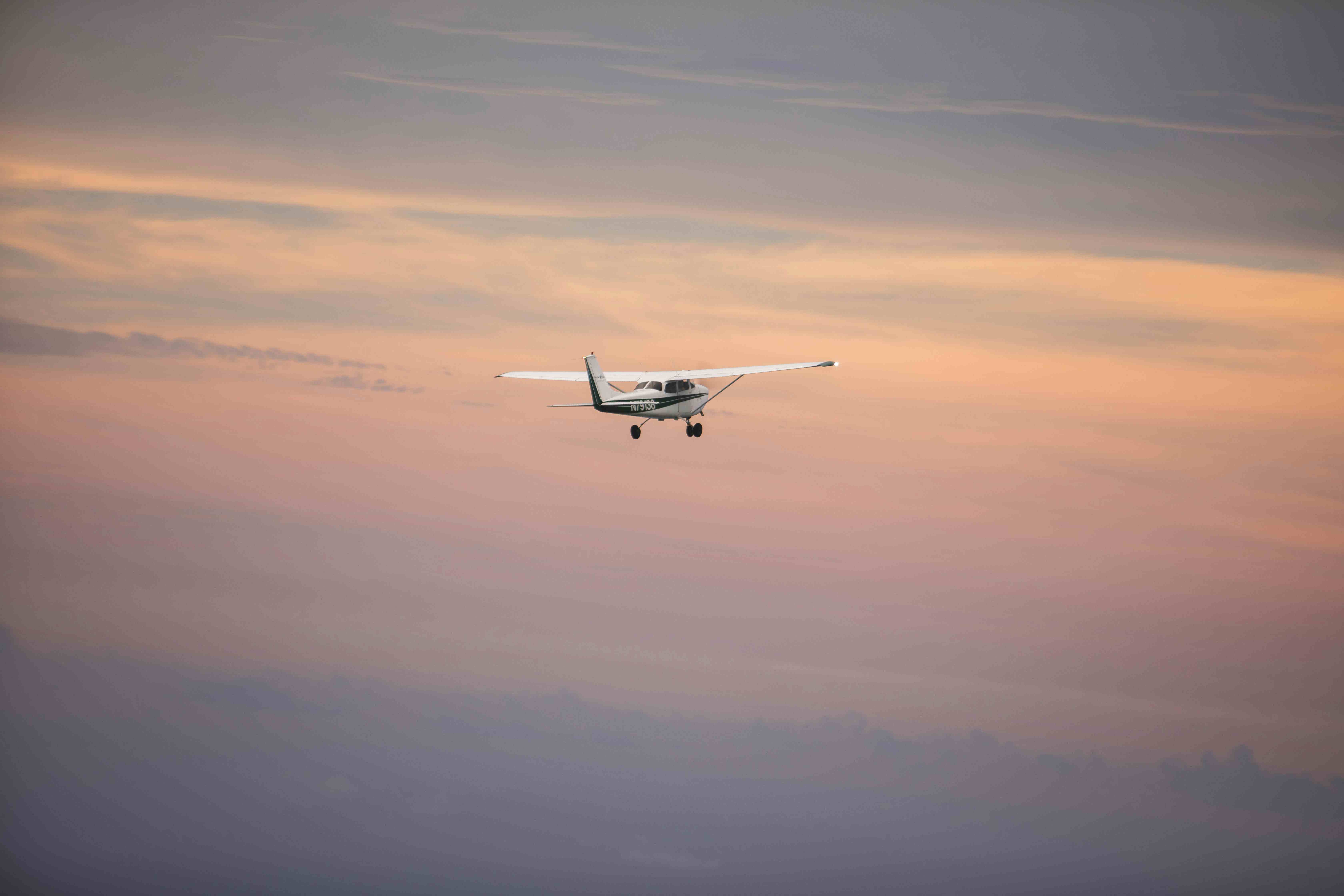 Cessna 172 flying over St Simons Island