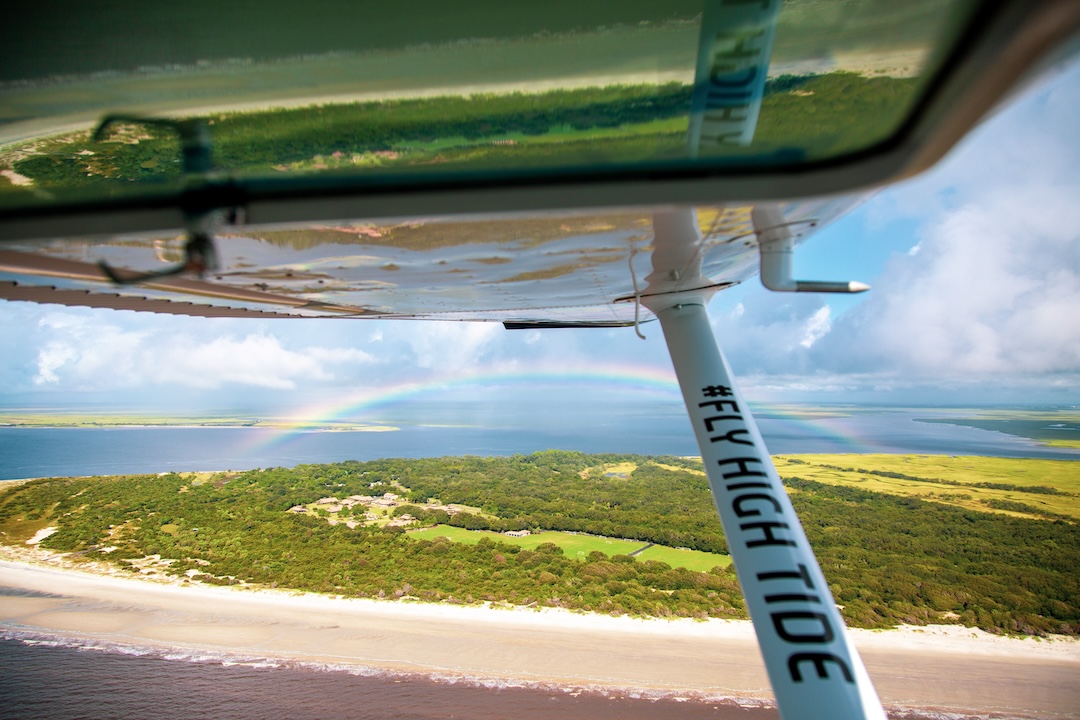 Looking out the wing during a flight at High Tide Aviation